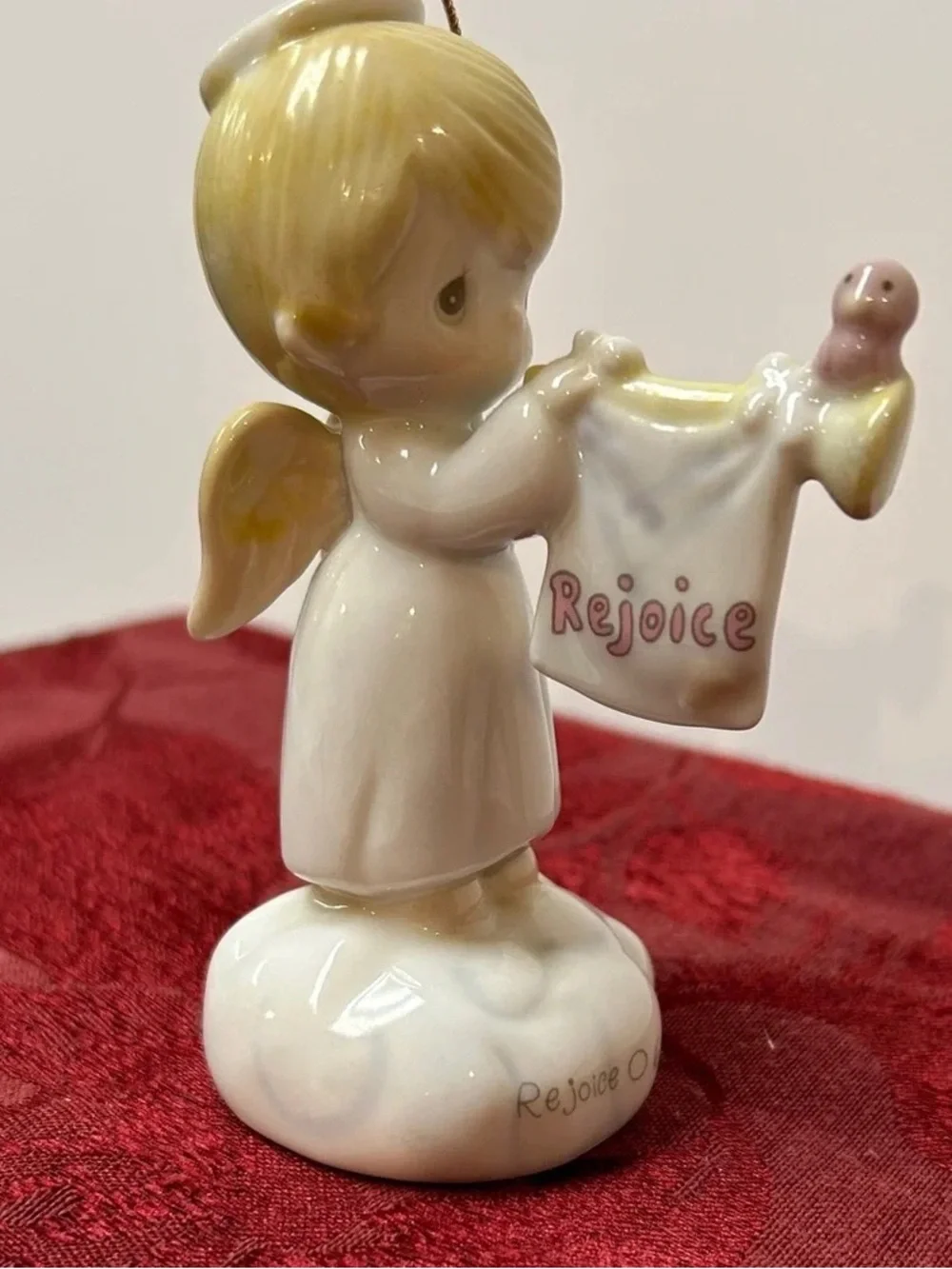 Porcelain Angel Figurine Holding 'Rejoice' Banner - White & Yellow
